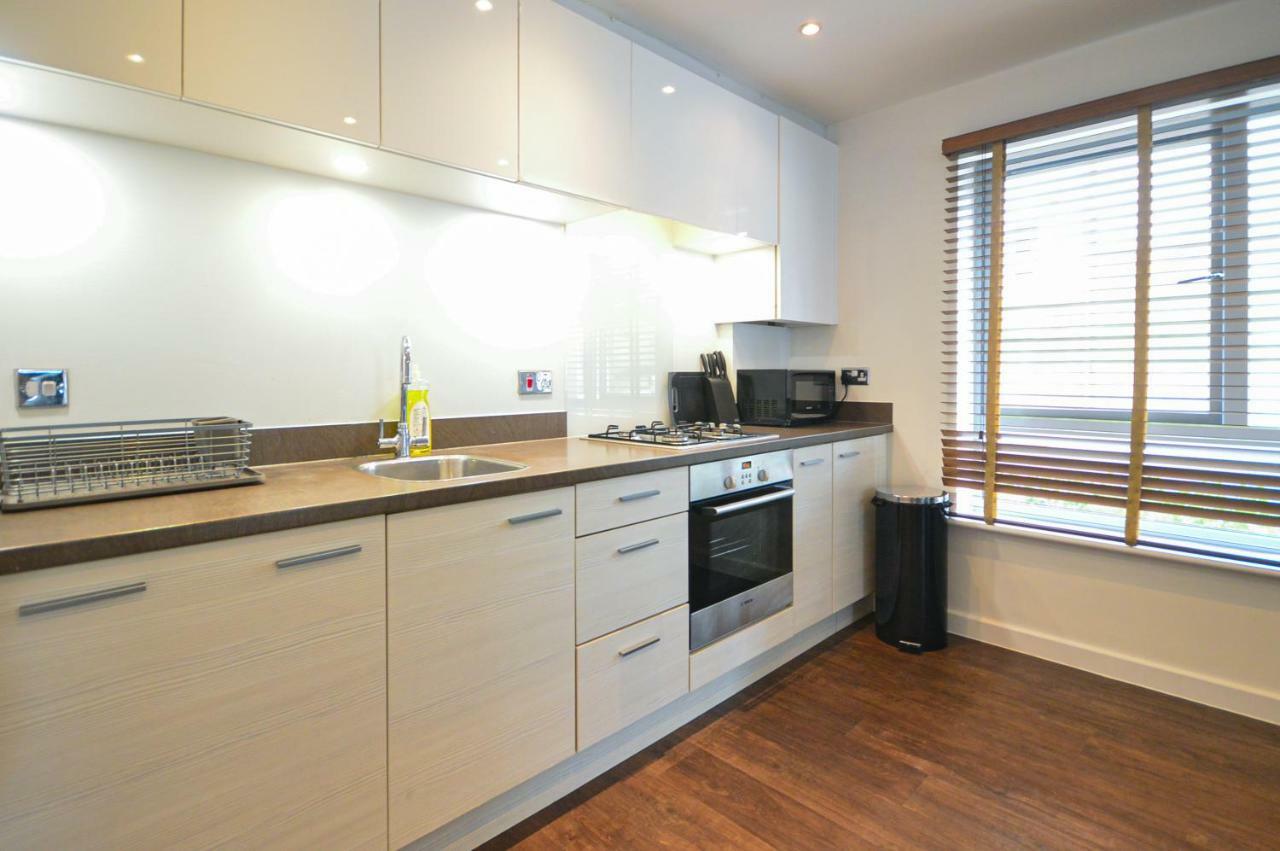 Apartment Gold Rush - Full Private